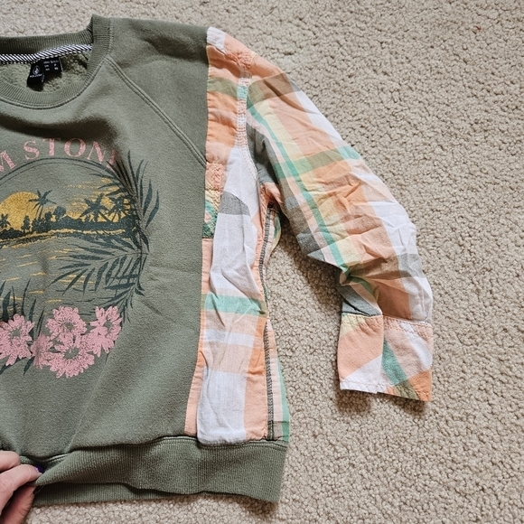 Volcom rework crew S/M - Picture 4 of 7